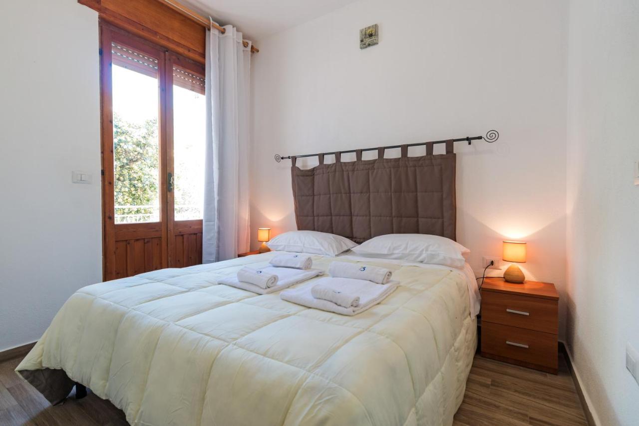 Casa Riccio Apartment Cala Gonone Bagian luar foto