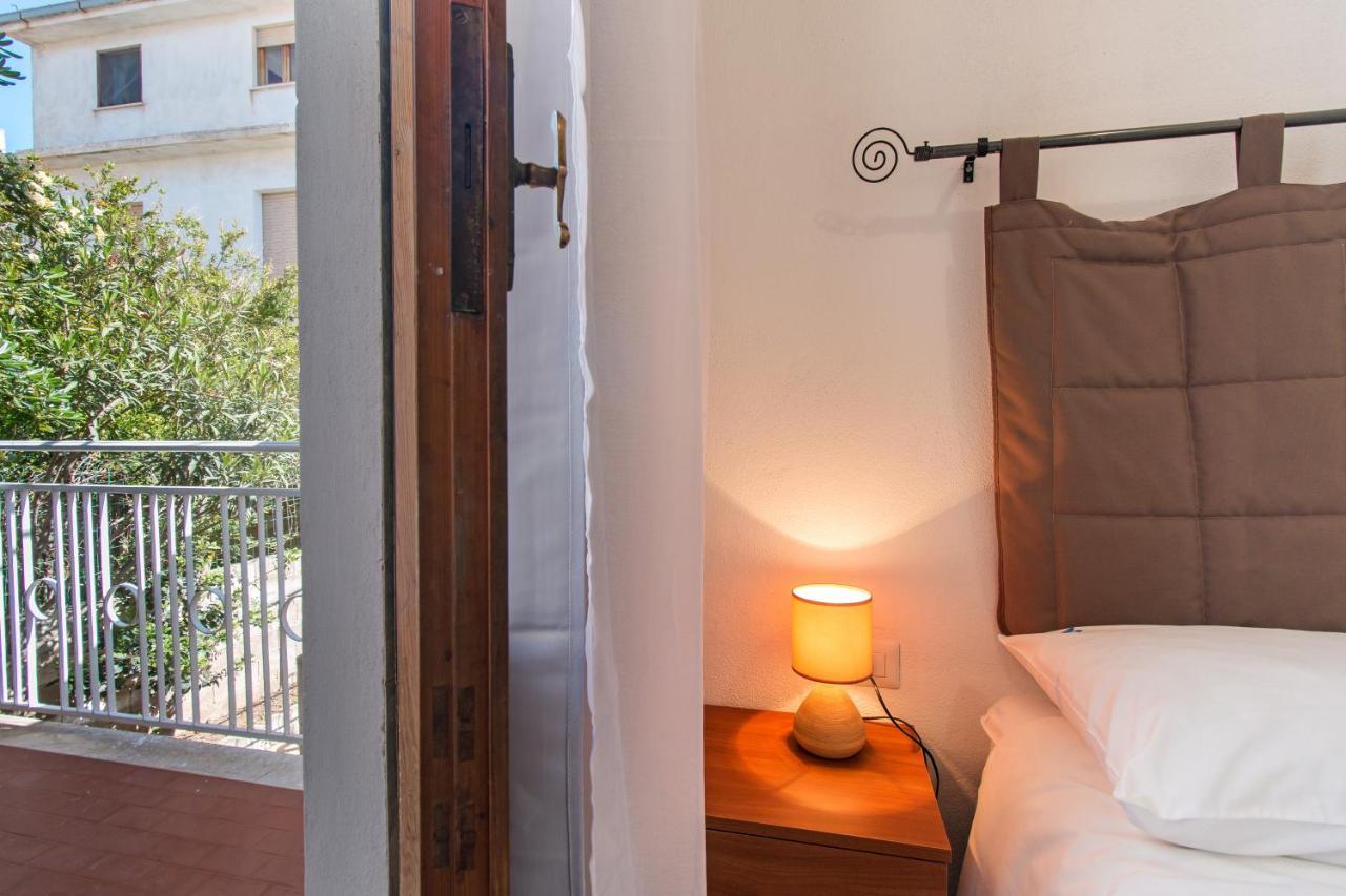 Casa Riccio Apartment Cala Gonone Bagian luar foto